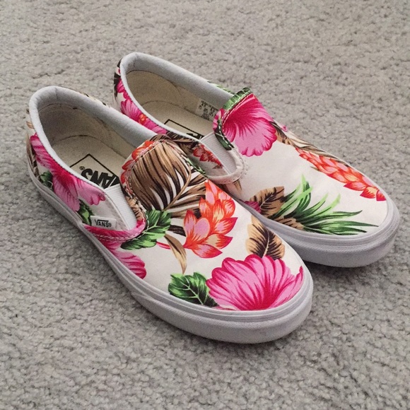 Vans Shoes - Vans 🌺